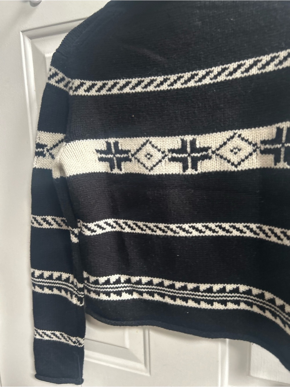 Ralph Lauren Black & White Patterned Turtleneck Sweater - Picture 10 of 15